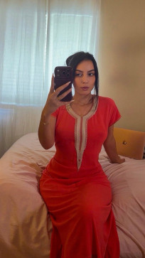 Ella, 35, United States