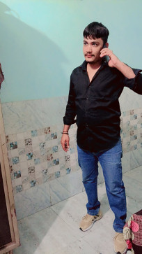 Neeraj Vashist, 18, India