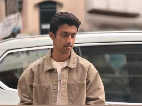 Ismail S, 18, India