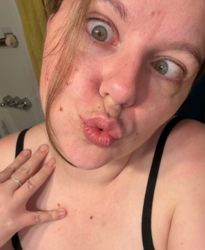 Karen Hills, 26, United States