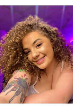 Claire, 23, United States