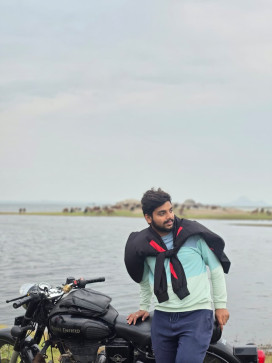 Dev Thakur, 18, India