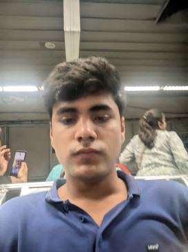 Ahinge Ali, 18, India