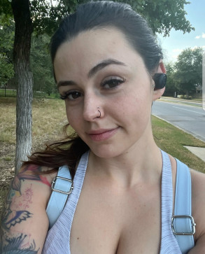 Brandi, 28, United States