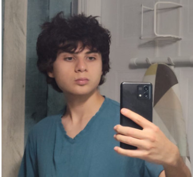 Dan, 23, Canada