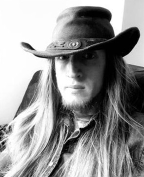 Jax James, 33, United Kingdom