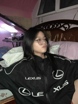 Ji, 18, Philippines