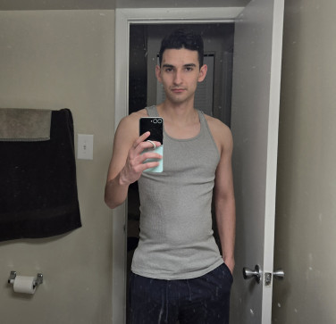 Esteban, 25, United States