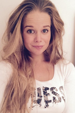 Maria, 33, United States