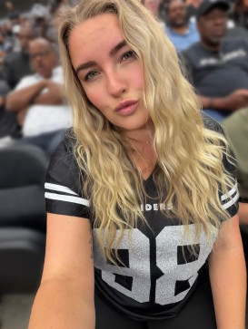 Kay Leo, 32, United States