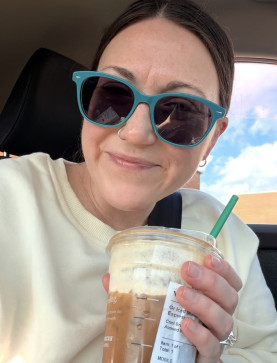 Annie Loveson, 40, United States