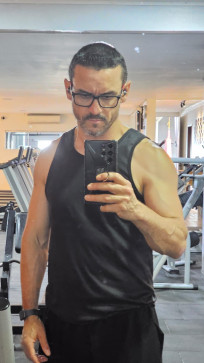 Laacutezaro Meira, 46, Brazil