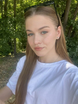 Angela, 22, United States