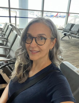 Jessica, 43, Australia