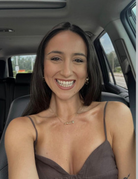 Janina, 34, United States