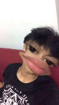 Hyan, 18, Philippines