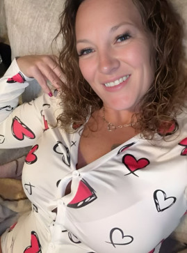 Sharon Amanda, 18, United States