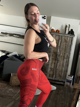 Veronica, 34, United States