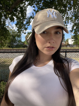 Judith, 33