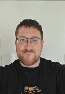 Josh, 37, United Kingdom