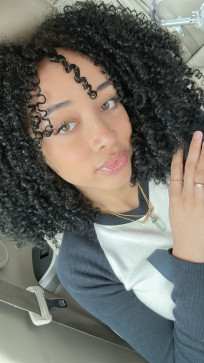 Ivonne, 22, United States