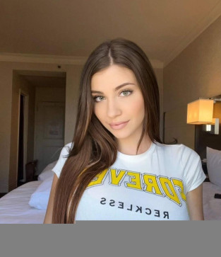 Melissa Wayne, 18, United States