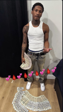 Kamari, 23, United States