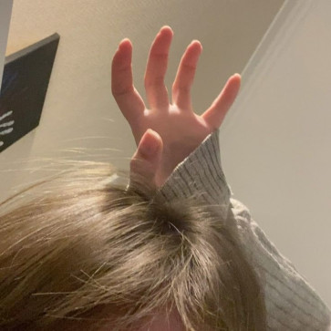 Les, 18, United States