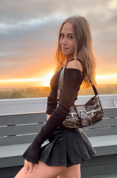 Rachel, 25, United States
