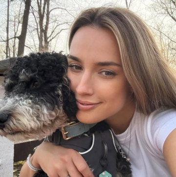 Lovely, 35, United Kingdom