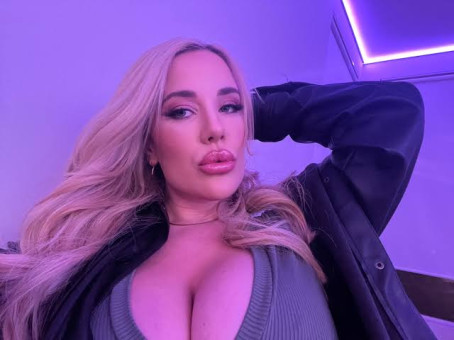 Mikayla Ashley, 35, United States
