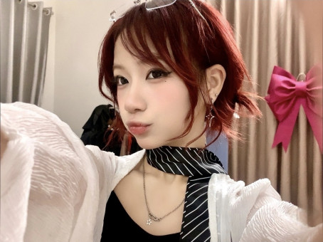 Hoatrang, 21, Viet Nam