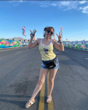 Jess, 32, United States