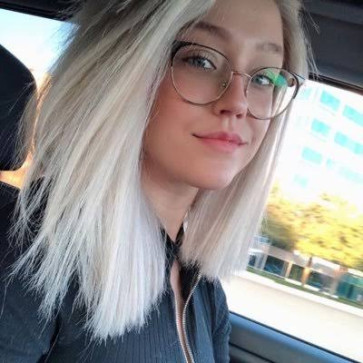 Znz Nznsnsj, 30, United States