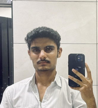 Lucius, 20, India