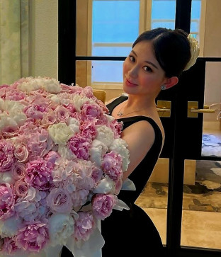 ANNA LIM, 38, United States