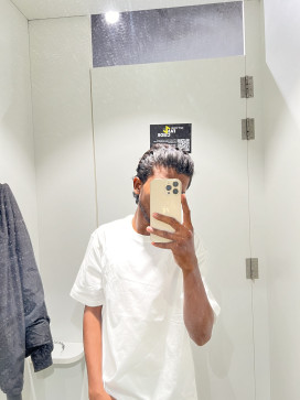 Sam, 23, India
