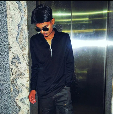 Sandip Roy, 18, India