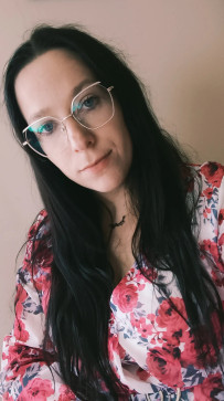 Nora, 25, Australia