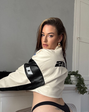 Sophie Mai, 38, United States