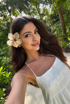 Lena, 23, United States