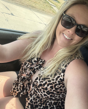 Happy, 42, United States
