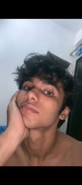 Utkarsh Singh, 18, India