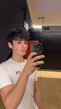 Freddy, 19, Belize