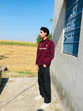 Diljit Maan, 21, India