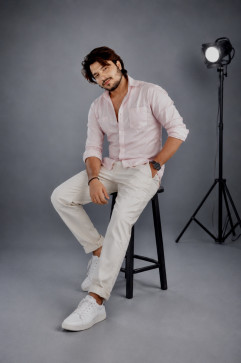 Ashish, 22, India
