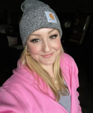 Anabel Bills, 40, United States