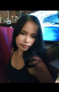 Meiya, 19, Philippines