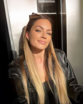 Linda Louise, 45, United States