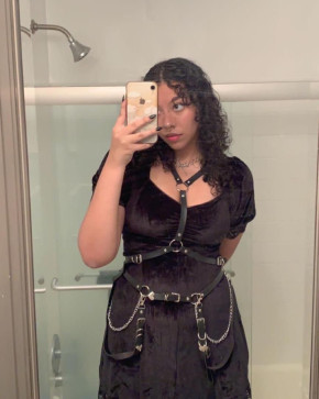 LaraSin, 24, United States